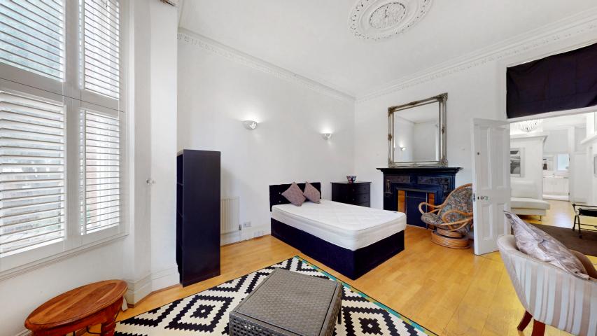 Modern Apartment Sandwell Mansions, West Hampstead